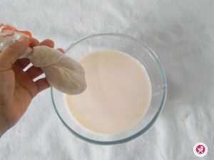 घर पर बना बादाम दूध
